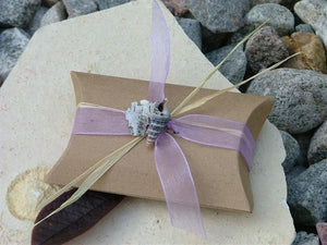 Seed Favors in Craft Pillow Boxes